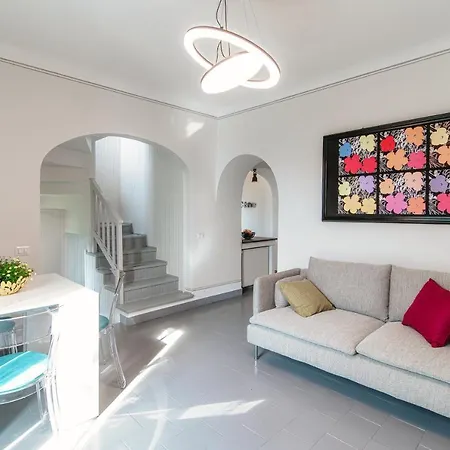 La Casa Della Bruna, Wonderful View & Parking Blevio